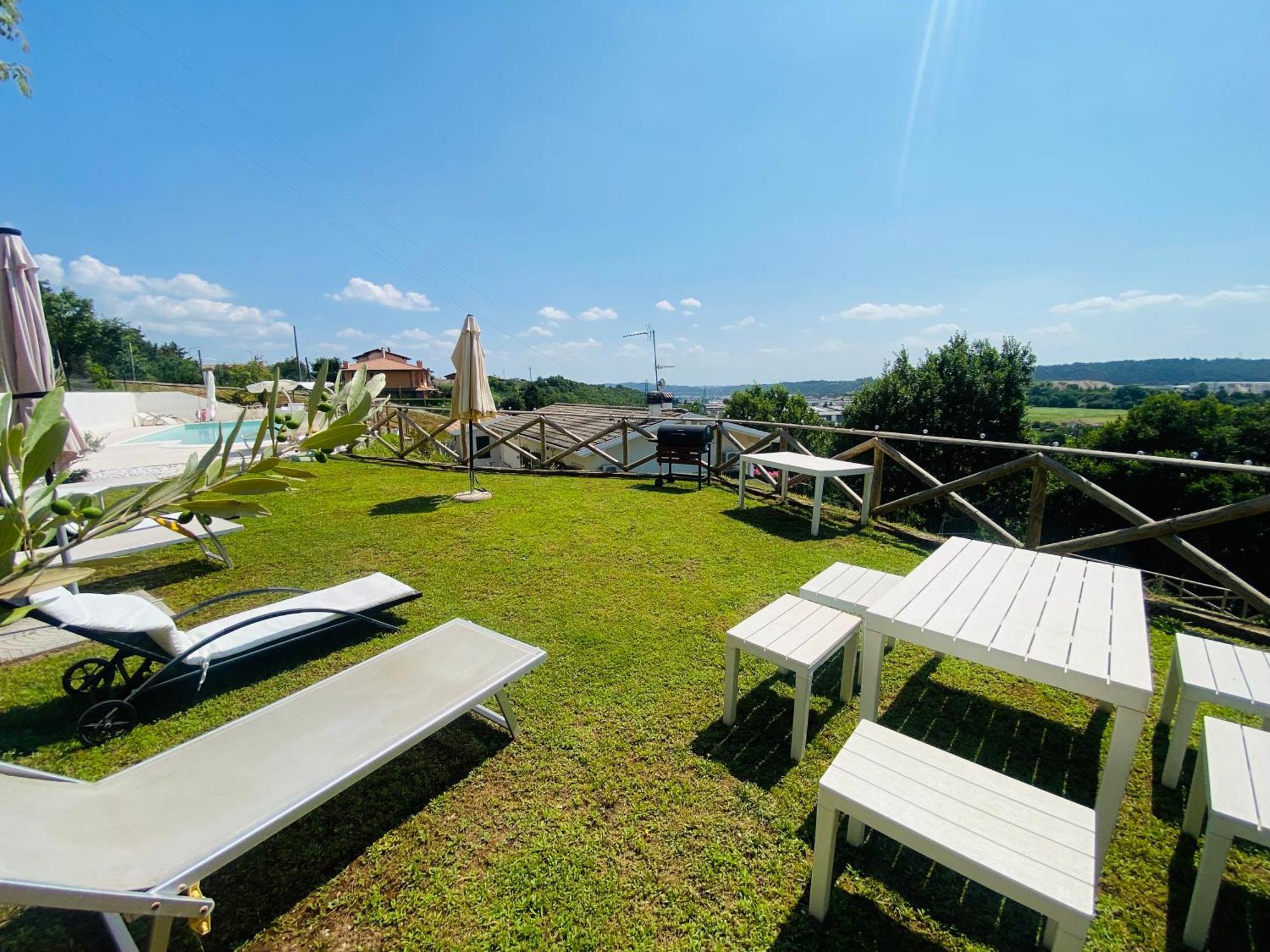 Villa Poggio Ulivo Pool-Apartments Rivoli Veronese Exterior foto